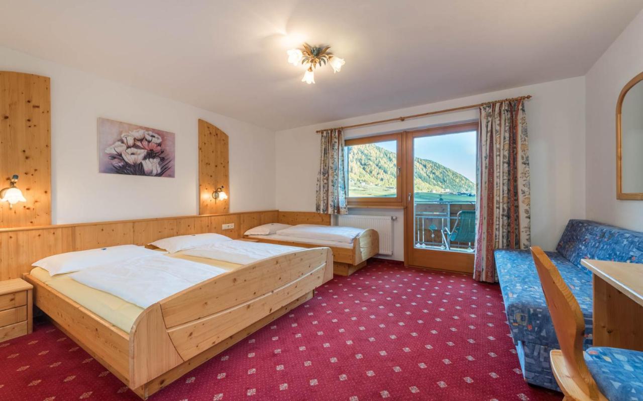Hotel Kaserhof Valles Ngoại thất bức ảnh